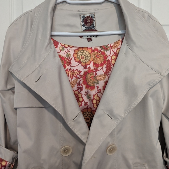Three Stones Trench Coat with Vivid Lining - Large - Cream & Orange - Picture 5 of 11